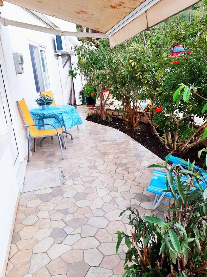 ארגאסי Baso Hilltop Apartments מראה חיצוני תמונה