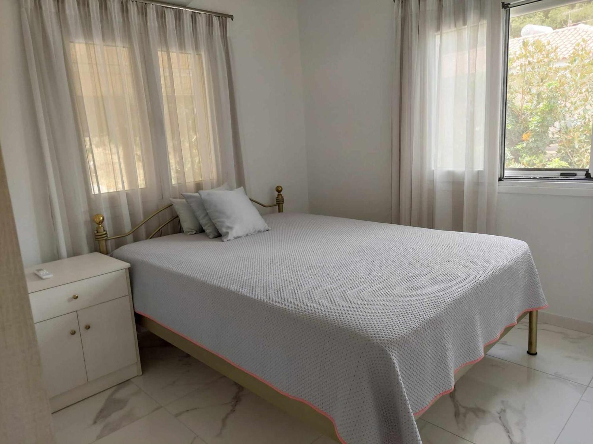 ארגאסי Baso Hilltop Apartments מראה חיצוני תמונה