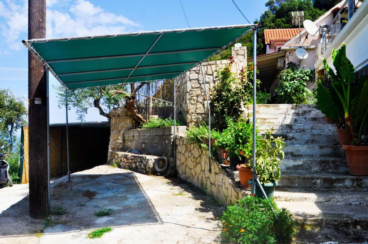 ארגאסי Baso Hilltop Apartments מראה חיצוני תמונה
